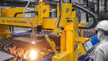 Bearbeitung von Materialstärken von bis zu 300 mm