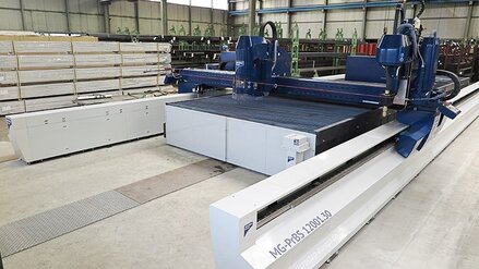 Klöckner & Co. invested in a multifunctional MG plasma cutting system from MicroStep